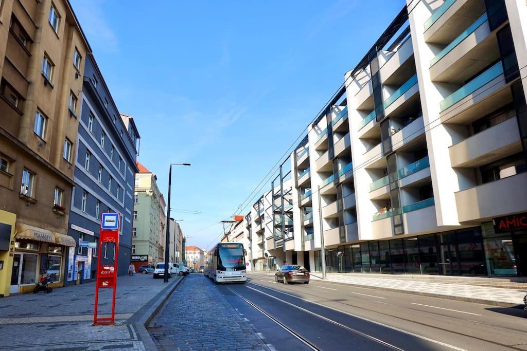 Modern Apartment • Garden • Near The City Center Praag Buitenkant foto